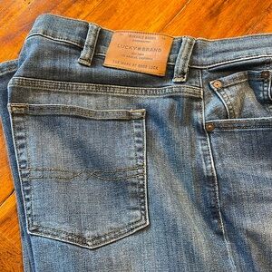 Lucky Brand Athletic Fit sz 40x32 light jeans